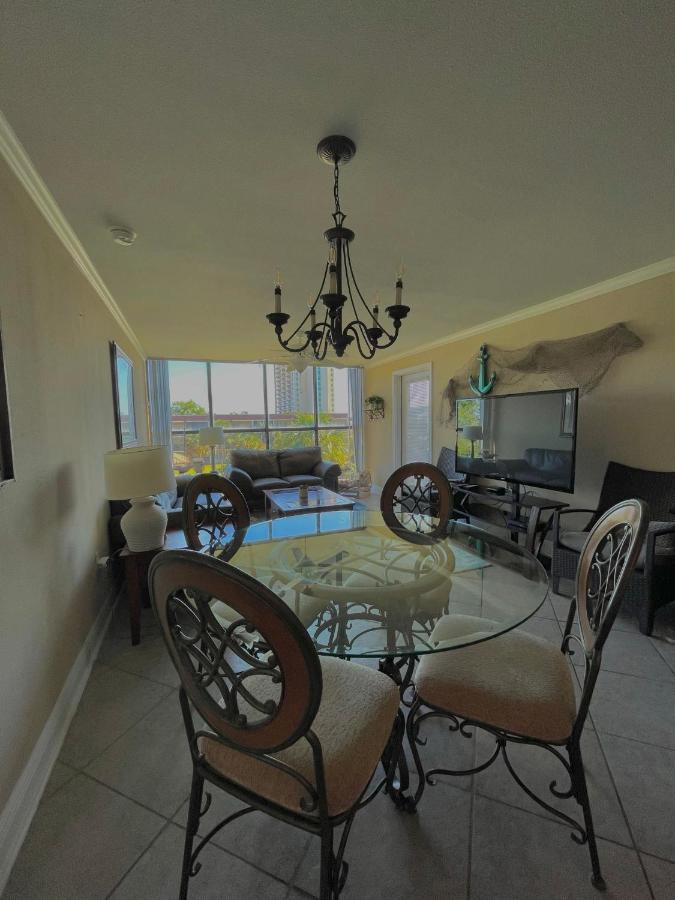 Biloxi Beach Condo Екстер'єр фото